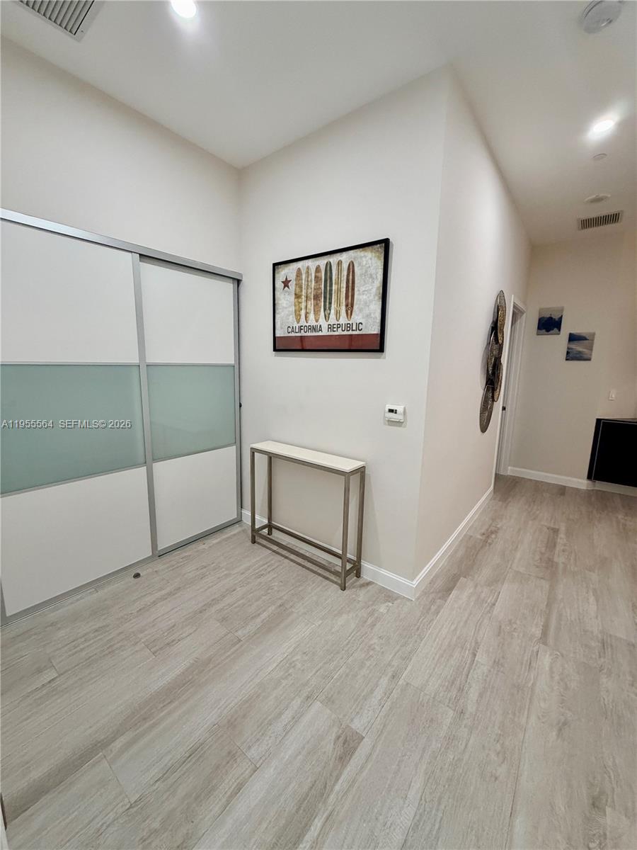 45 Southwest 9th Street, Unit 4606 Miami, FL 33130 - Photo 26 of 58