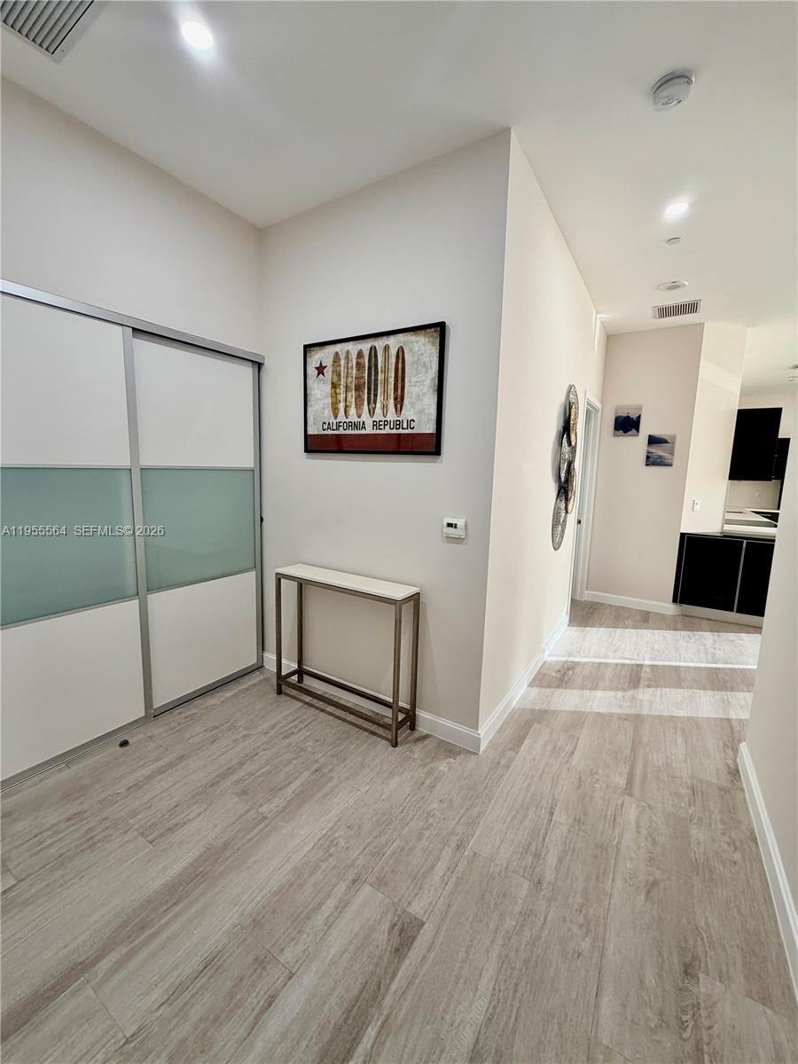 45 Southwest 9th Street, Unit 4606 Miami, FL 33130 - Photo 39 of 58