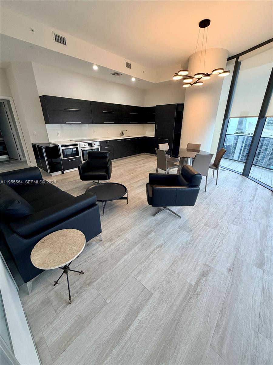 45 Southwest 9th Street, Unit 4606 Miami, FL 33130 - Photo 5 of 58