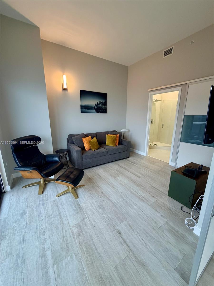 45 Southwest 9th Street, Unit 4606 Miami, FL 33130 - Photo 8 of 58