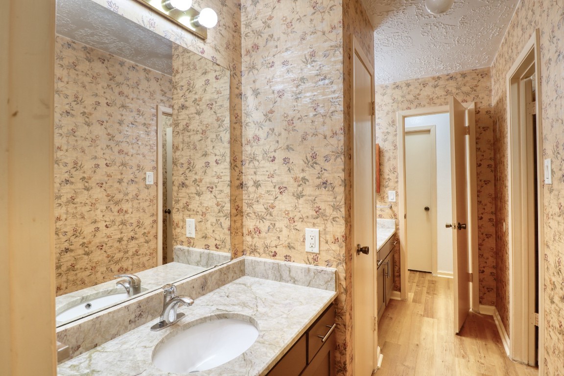 3446 Cheaney Drive Houston, TX 77066 - Photo 36 of 49