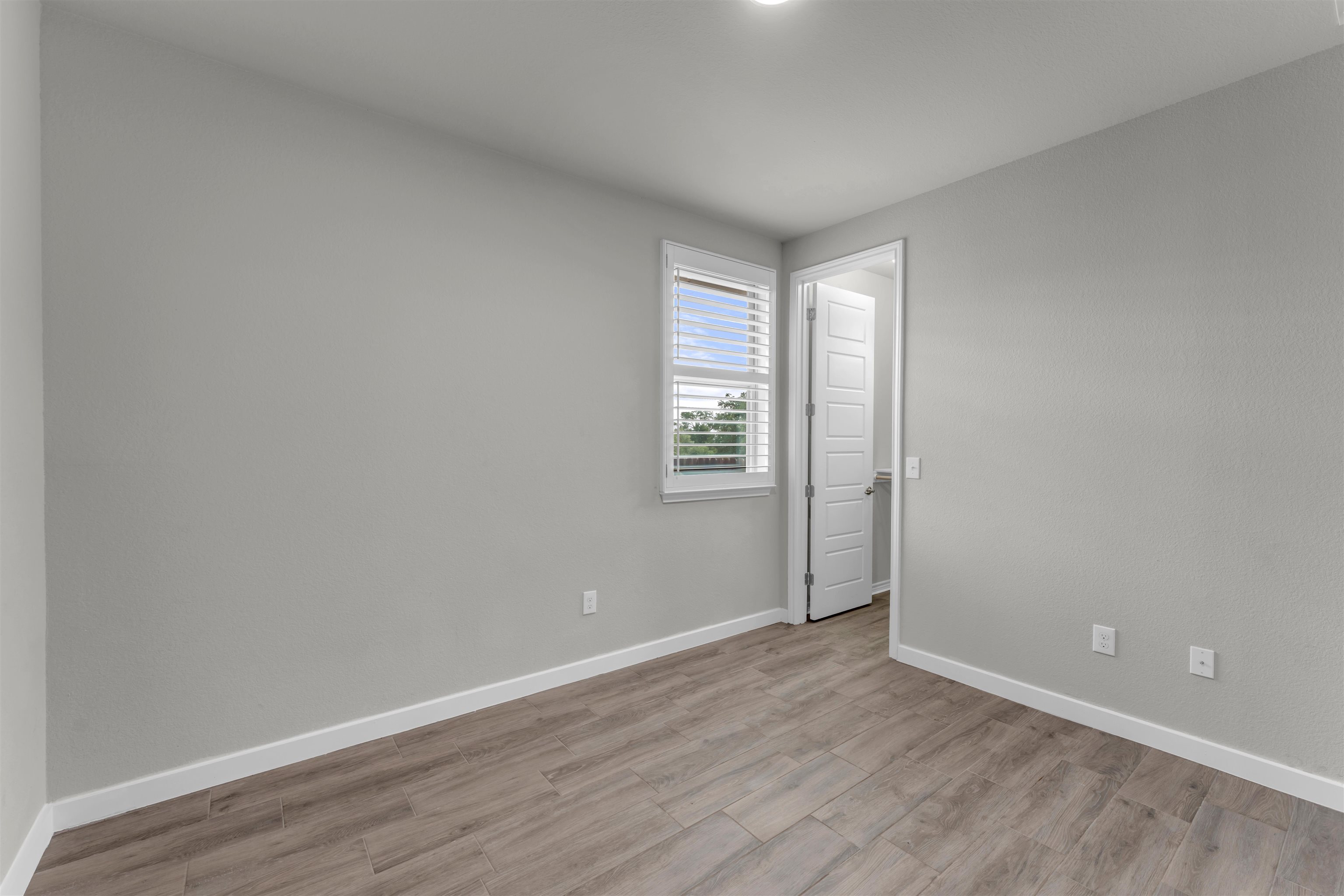 511 Taylor Drive Horseshoe Bay, TX 78657 - Photo 14 of 36