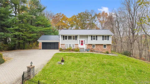 $750,000 | 70 Hilltop Drive, North Salem, NY 10560
