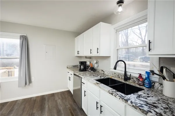 $149,000 | 300 East Florence Street, Windsor, MO 65360