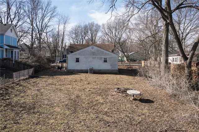 $150,000 | 300 East Florence Street, Windsor, MO 65360