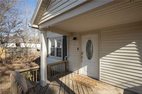 $149,000 | 300 East Florence Street, Windsor, MO 65360