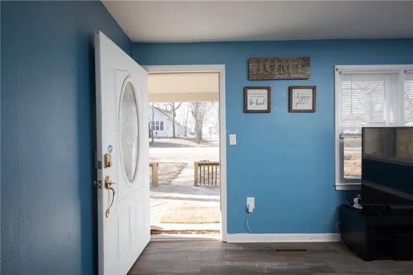 $149,000 | 300 East Florence Street, Windsor, MO 65360