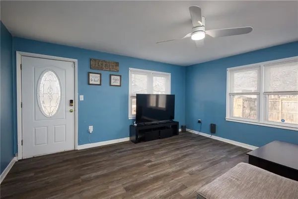 $149,000 | 300 East Florence Street, Windsor, MO 65360