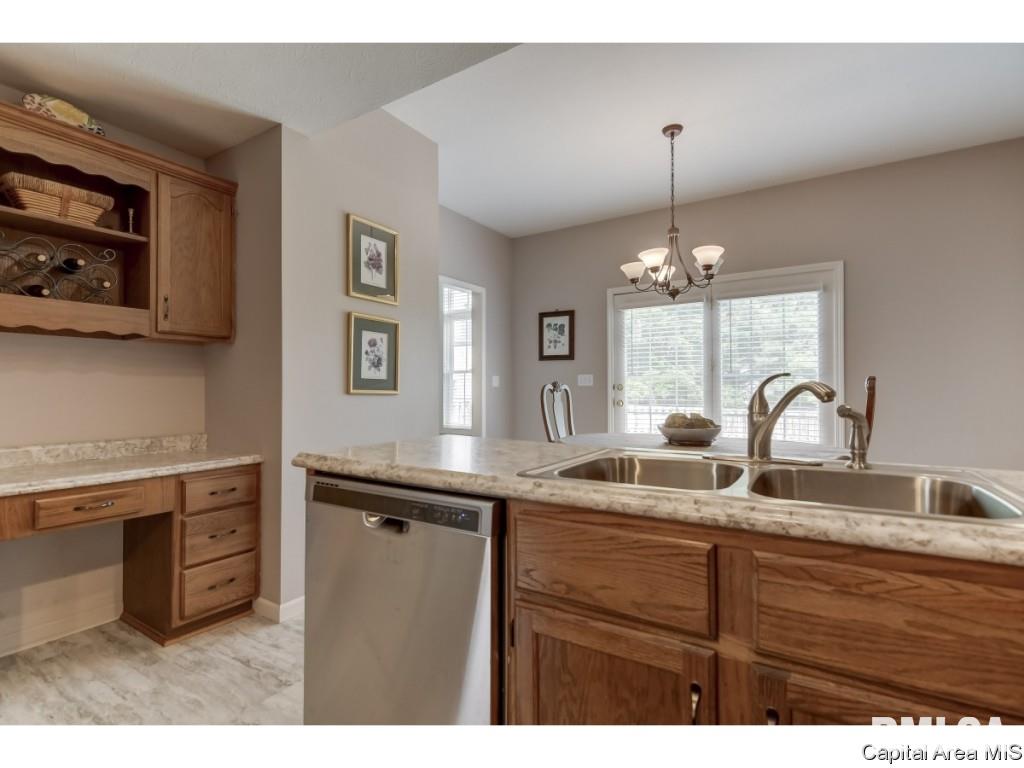 3416 Elderberry Lane Springfield, IL 62711 - Photo 12 of 34 Gallery Image 12