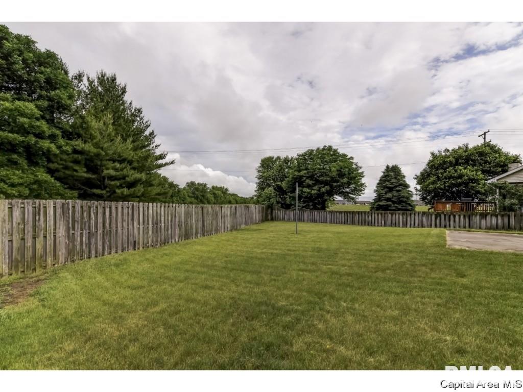3416 Elderberry Lane Springfield, IL 62711 - Photo 34 of 34 Gallery Image 34