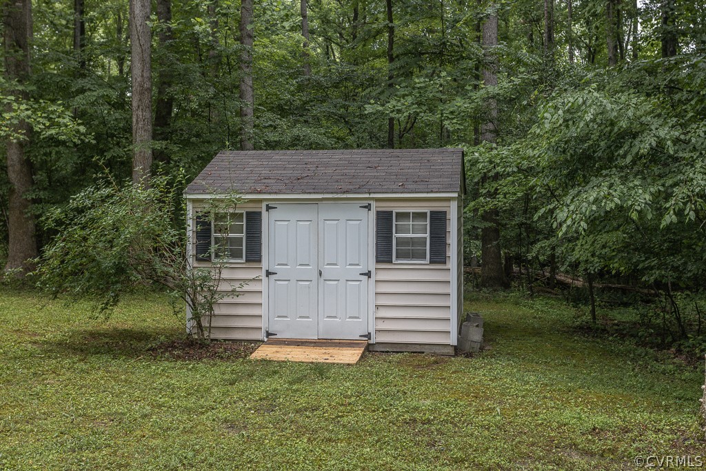 10201 Robbie Road Chesterfield, VA 23832 - Photo 8 of 32