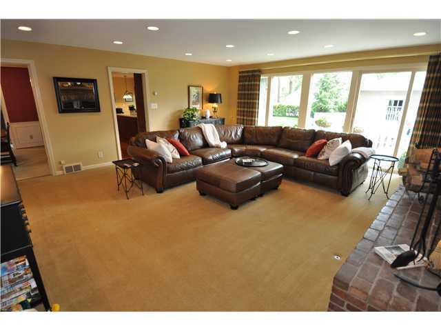 1587 Cardiff Road Columbus, OH 43221 - Photo 13 of 25