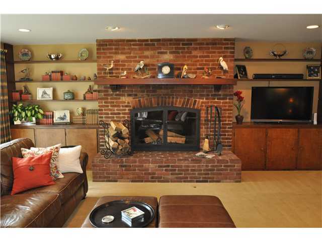 1587 Cardiff Road Columbus, OH 43221 - Photo 14 of 25