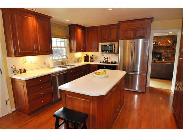 1587 Cardiff Road Columbus, OH 43221 - Photo 15 of 25