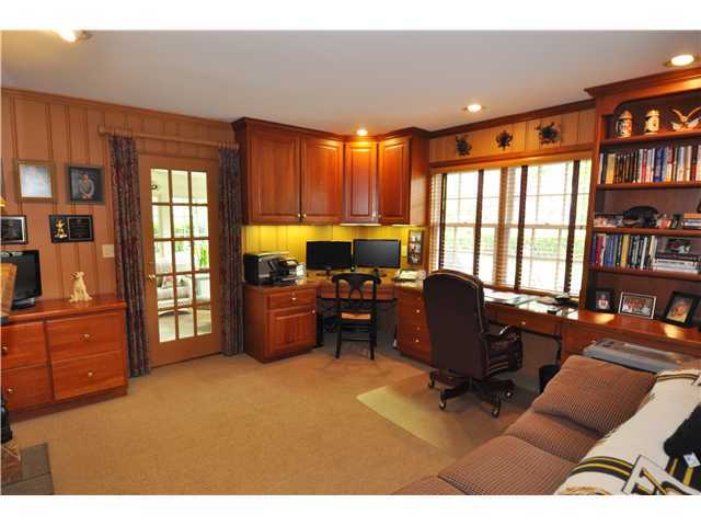 1587 Cardiff Road Columbus, OH 43221 - Photo 18 of 25