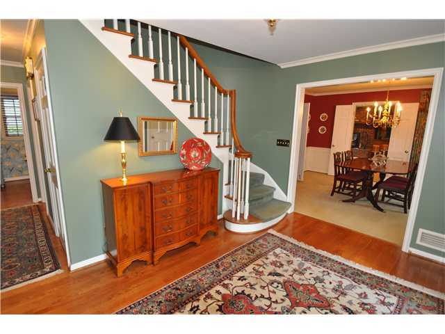1587 Cardiff Road Columbus, OH 43221 - Photo 8 of 25