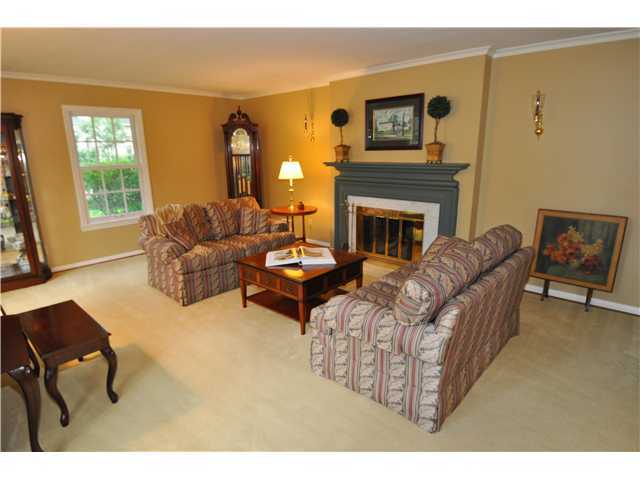 1587 Cardiff Road Columbus, OH 43221 - Photo 10 of 25