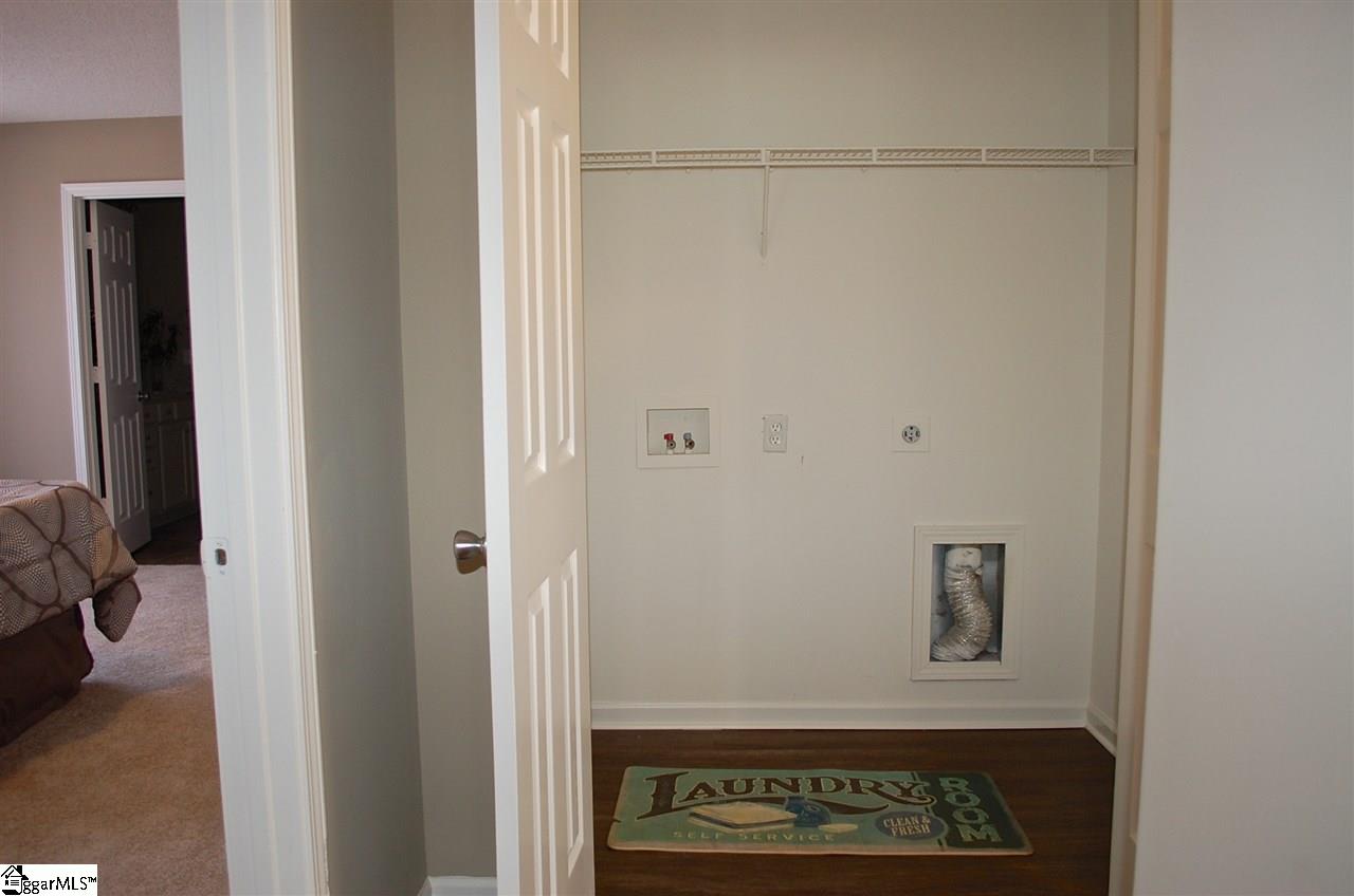 390 Gibbs Road Wellford, SC 29385 - Photo 16 of 31 Gallery Image 16