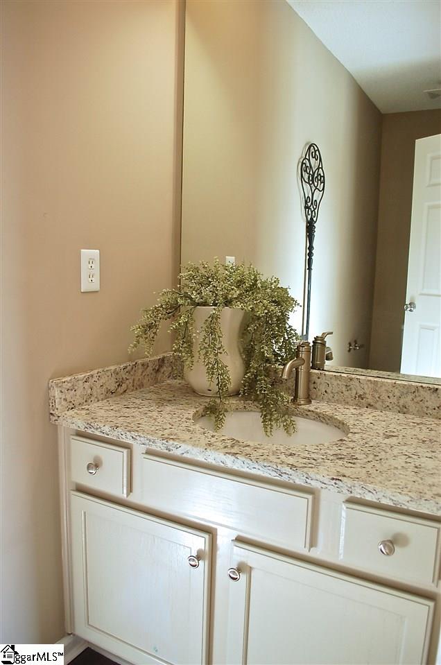 390 Gibbs Road Wellford, SC 29385 - Photo 17 of 31 Gallery Image 17