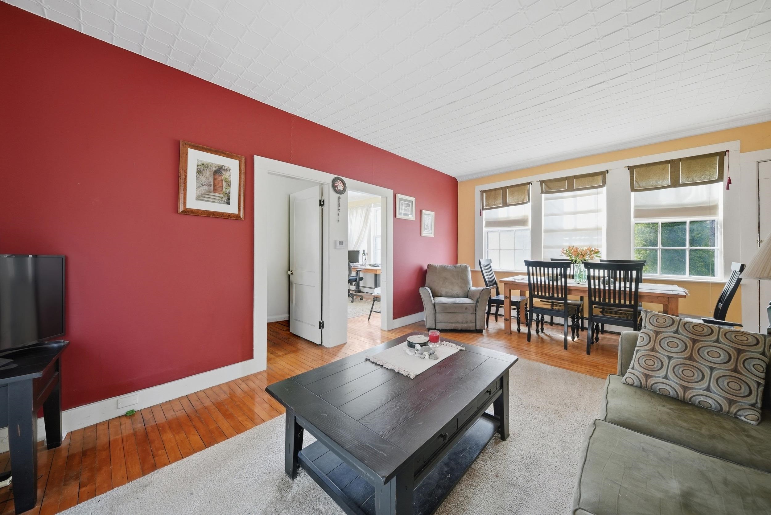 4 Kilrea Road Derry, NH 03038 - Photo 13 of 37