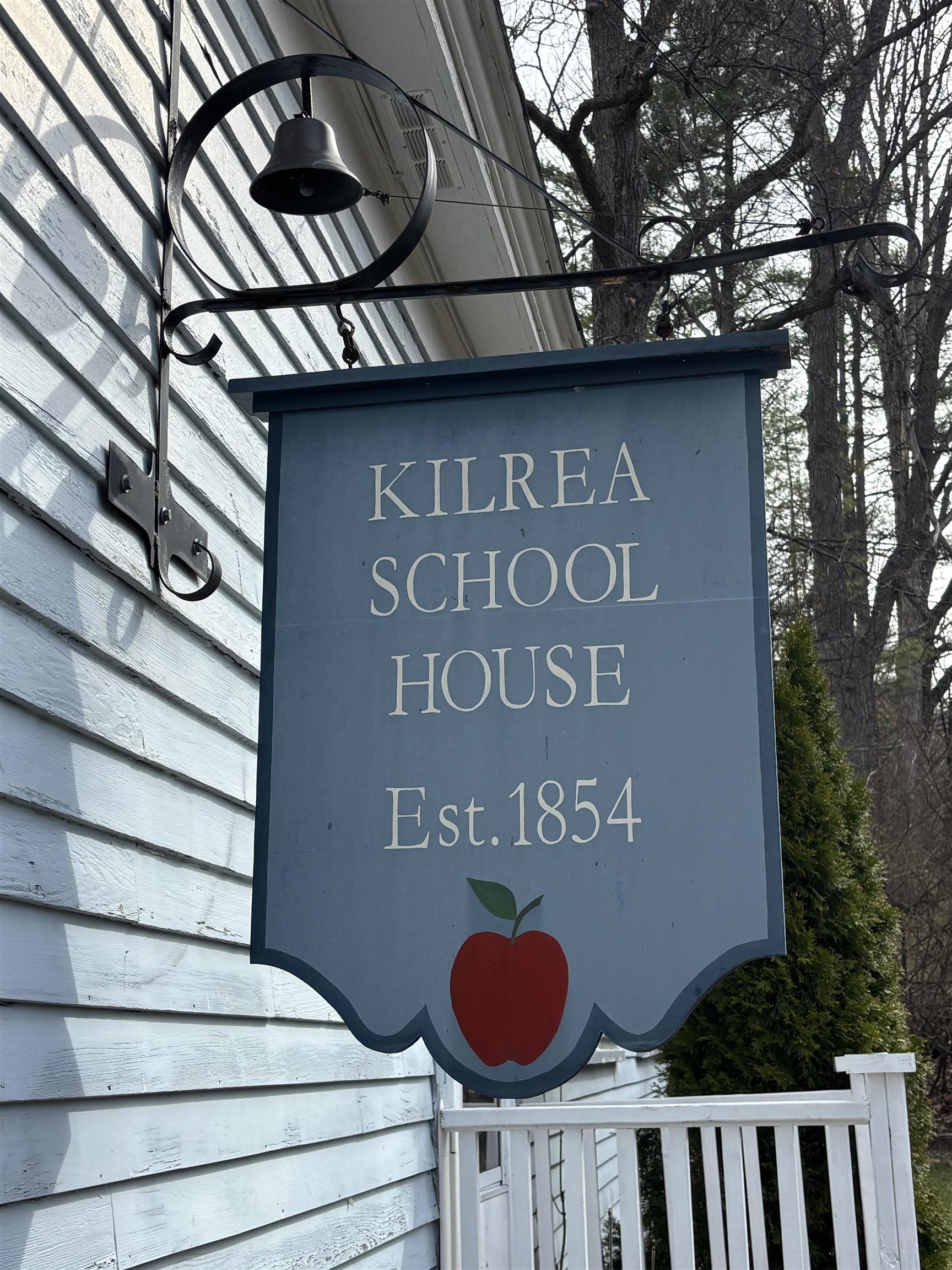 4 Kilrea Road Derry, NH 03038 - Photo 4 of 37