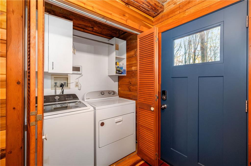 142 Cashdollar Road Mars, PA 16046 - Photo 32 of 44 a utility room with dryer and washer