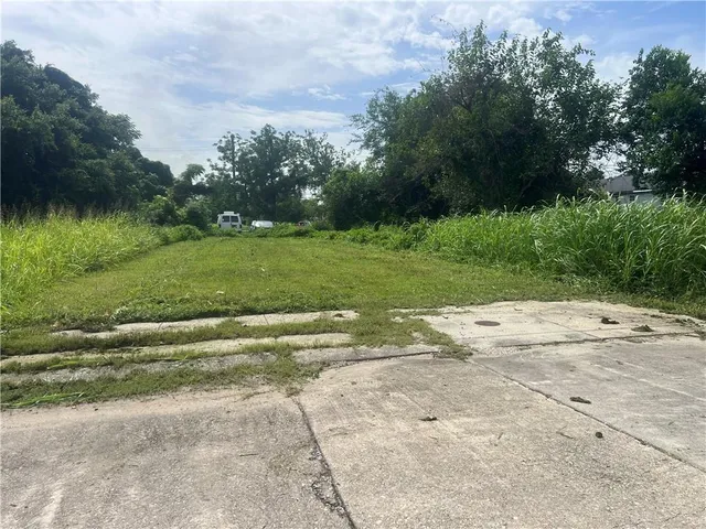$25,000 | 2838 Piety Street, New Orleans, LA 70126
