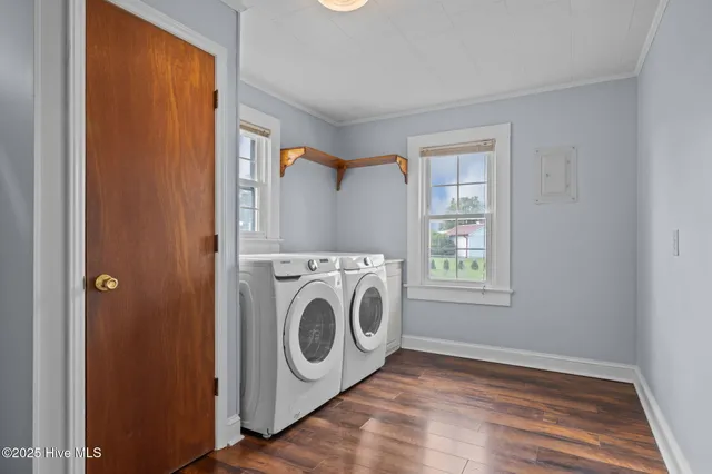 $248,000 | 385 Highway 70 Bettie, Beaufort, NC 28516