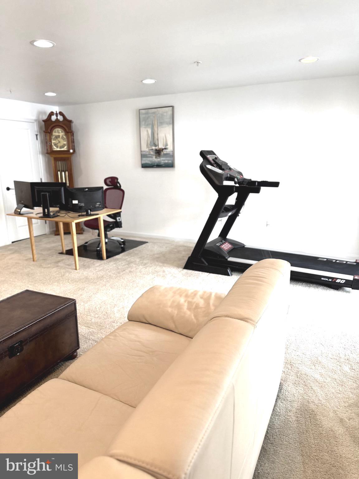 4829 Eugene Way Frederick, MD 21703 - Photo 8 of 43