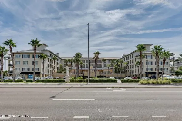 $3,495 | 525 3rd Street North, Unit 304, Jacksonville Beach, FL 32250