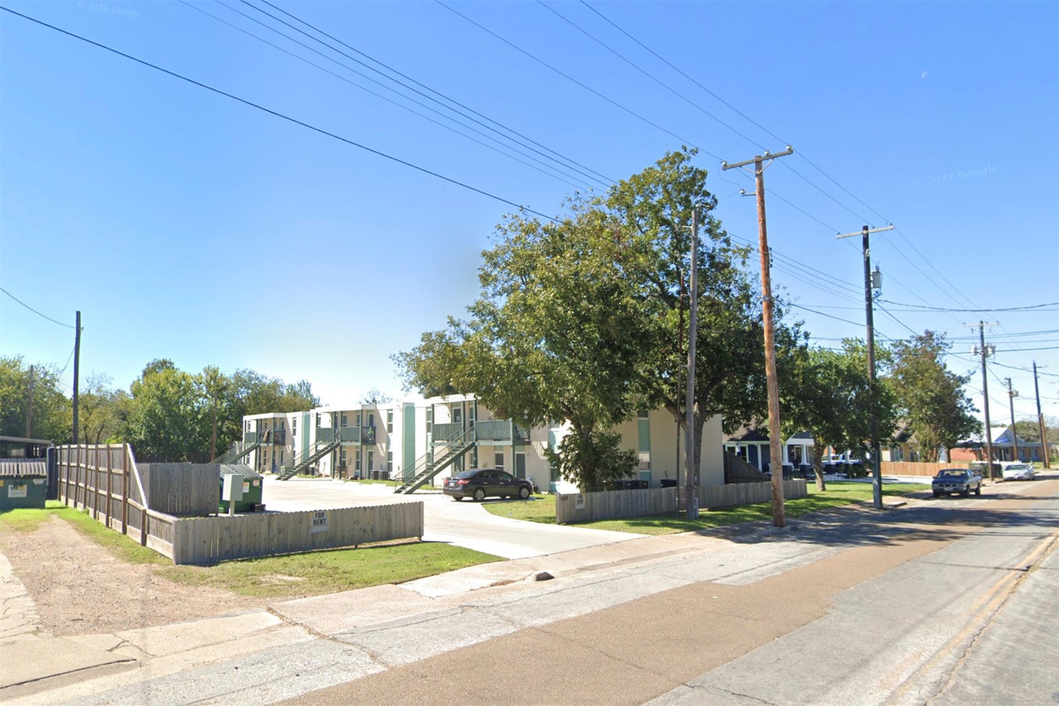 1109 East North Street, Unit 20 Victoria, TX 77901 - Photo 6 of 9 a view of a patio with a fountain