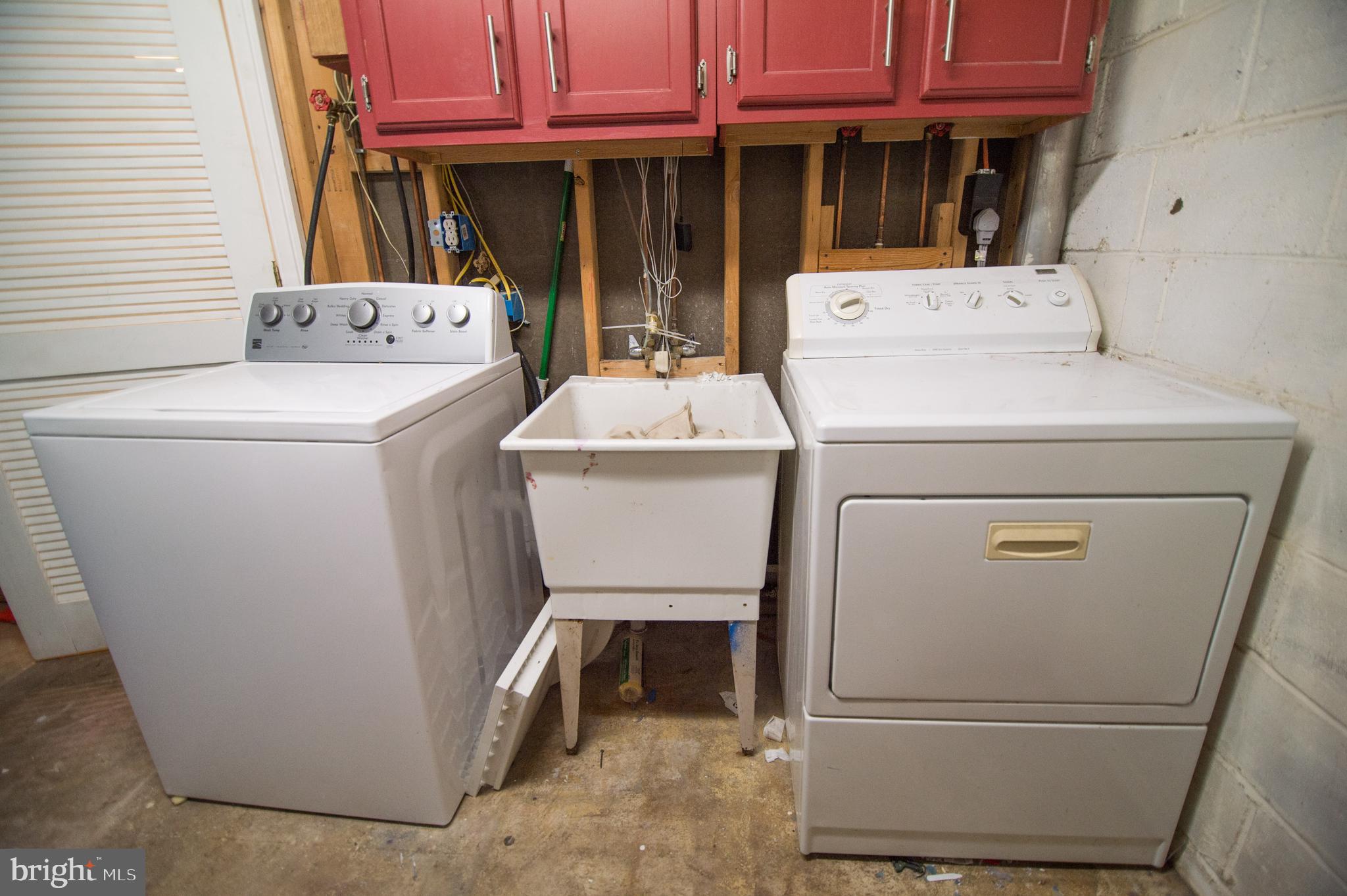 7455 Durwood Road Baltimore, MD 21222 - Photo 27 of 33 Laundry Room
