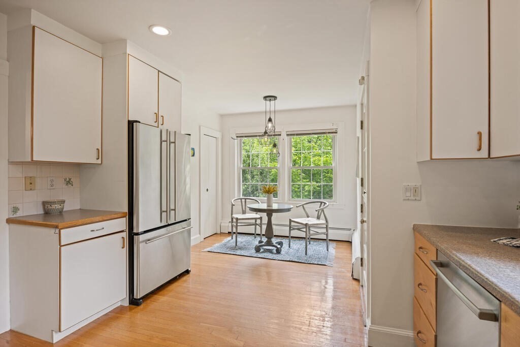 61 Burlington Street Lexington, MA 02420 - Photo 16 of 37