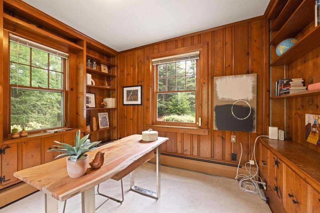 61 Burlington Street Lexington, MA 02420 - Photo 8 of 37