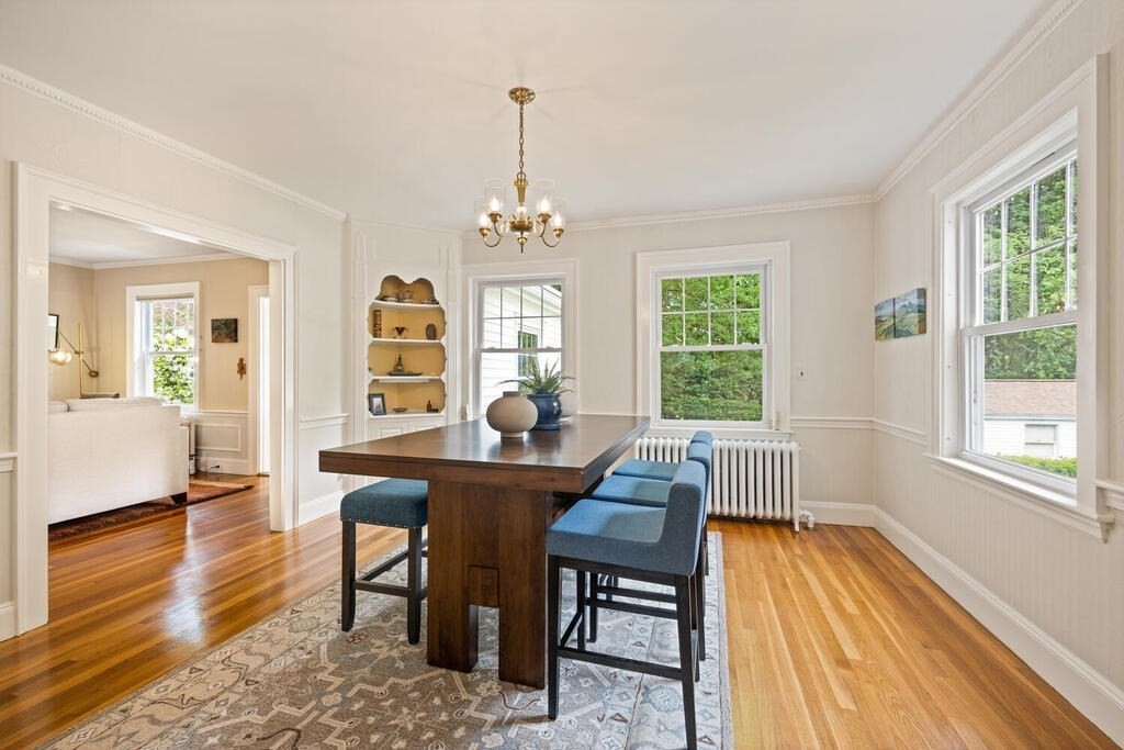 61 Burlington Street Lexington, MA 02420 - Photo 10 of 37