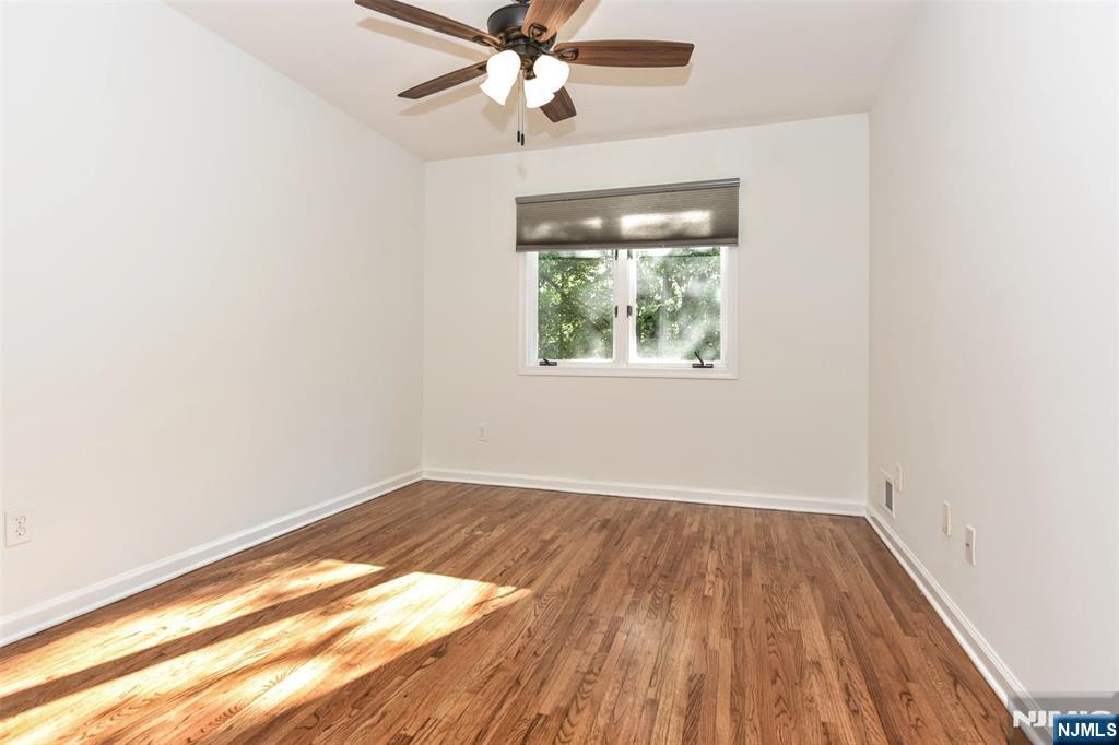 5 Hanson Place Wayne, NJ 07470 - Photo 26 of 38