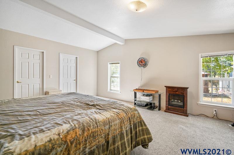 5627 Cooper Hollow Road Dallas, OR 97338 - Photo 11 of 24