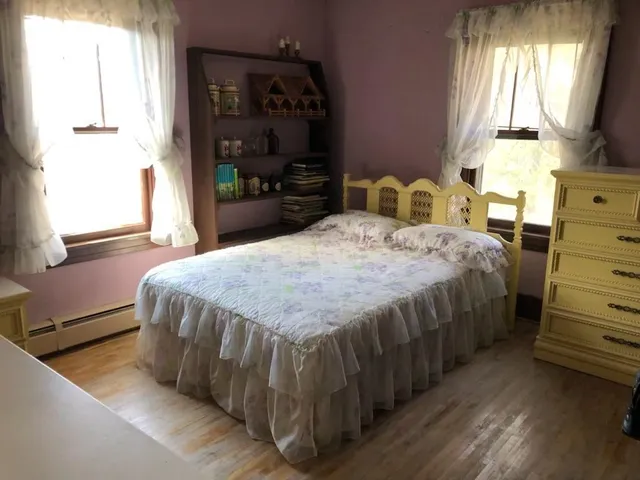 $900,000 | 27466 County 5 Boulevard, Red Wing, MN 55066