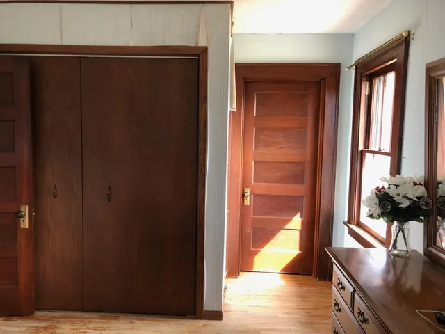 $900,000 | 27466 County 5 Boulevard, Red Wing, MN 55066