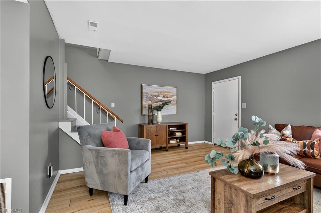 5715 Bramblegate Road Greensboro, NC 27409 - Photo 4 of 27