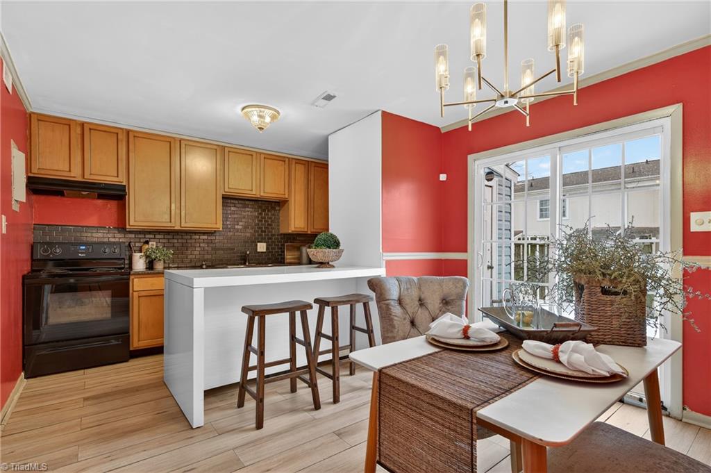 5715 Bramblegate Road Greensboro, NC 27409 - Photo 6 of 27