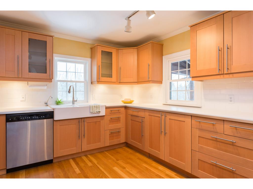 122 Stratham Heights Road Stratham, NH 03885 - Photo 4 of 28