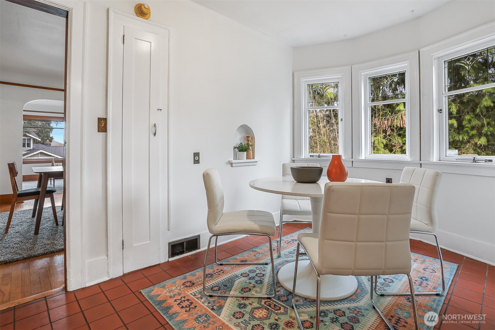 711 North 60th Street Seattle, WA 98103 - Photo 11 of 40 Gallery Image 11