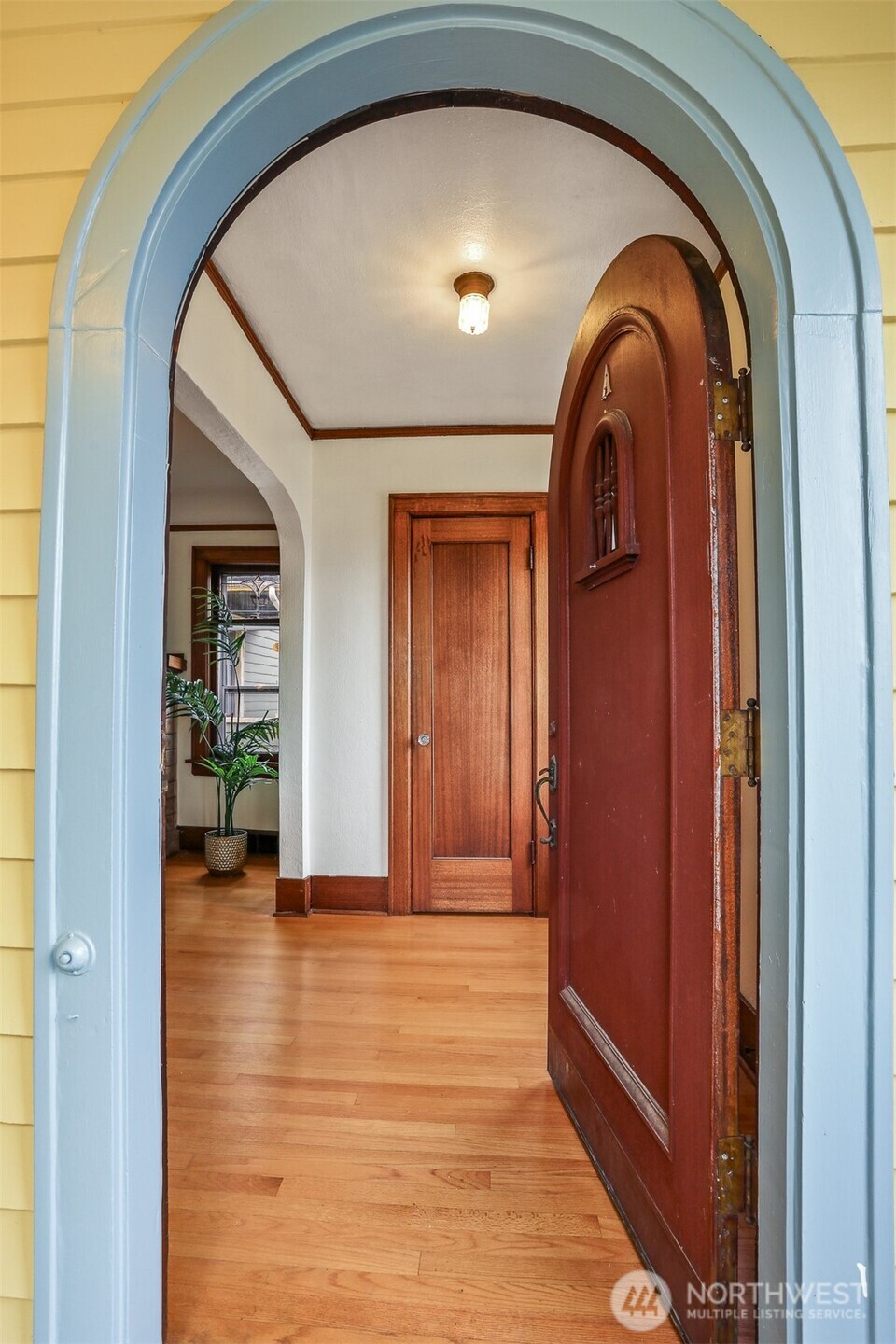 711 North 60th Street Seattle, WA 98103 - Photo 2 of 40 Gallery Image 2