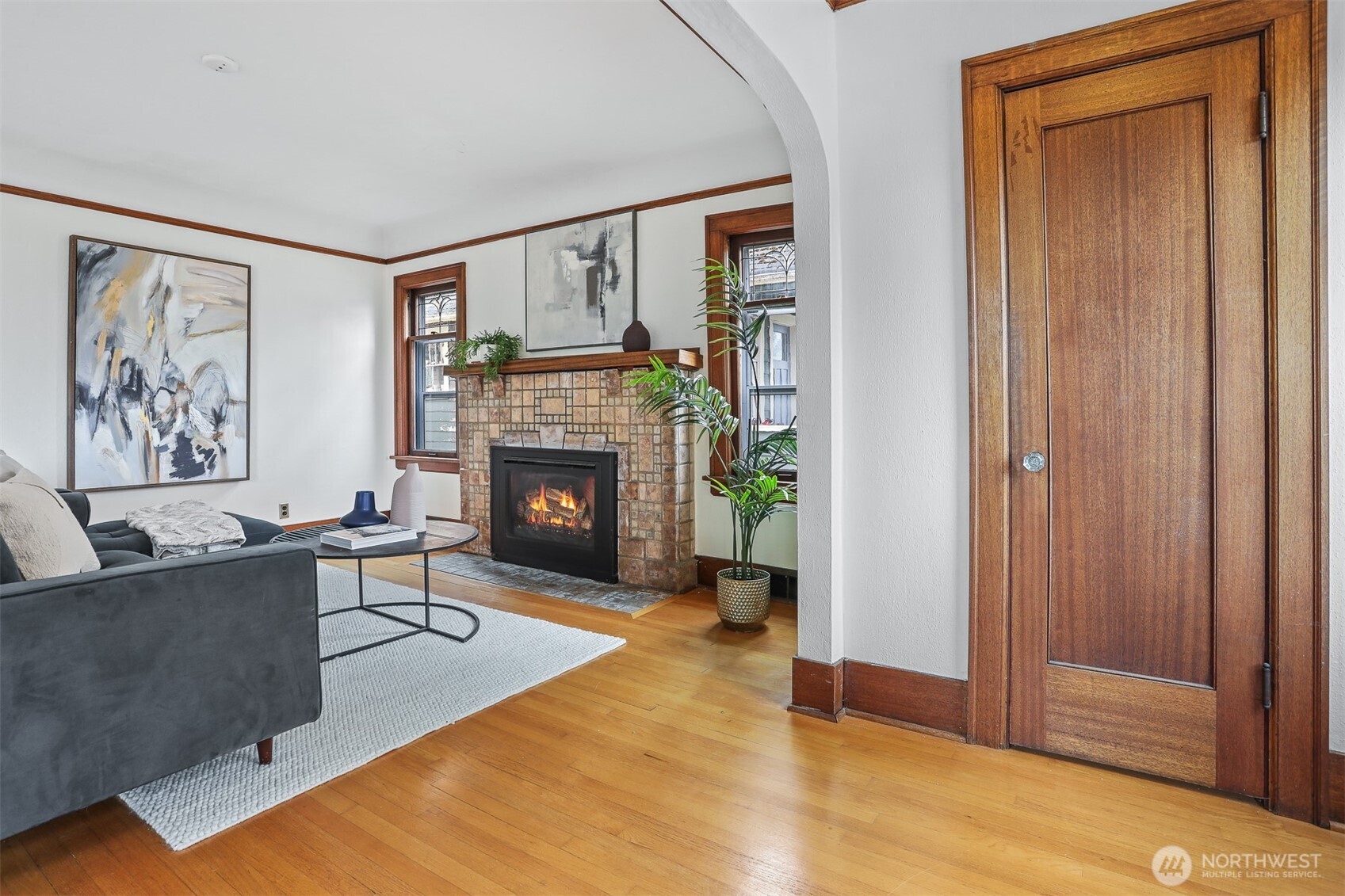 711 North 60th Street Seattle, WA 98103 - Photo 3 of 40 Gallery Image 3