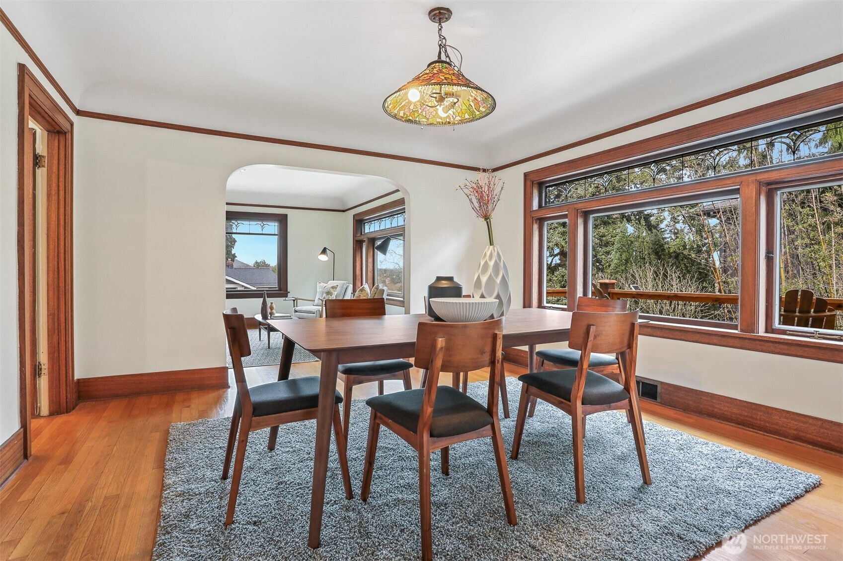 711 North 60th Street Seattle, WA 98103 - Photo 8 of 40 Gallery Image 8
