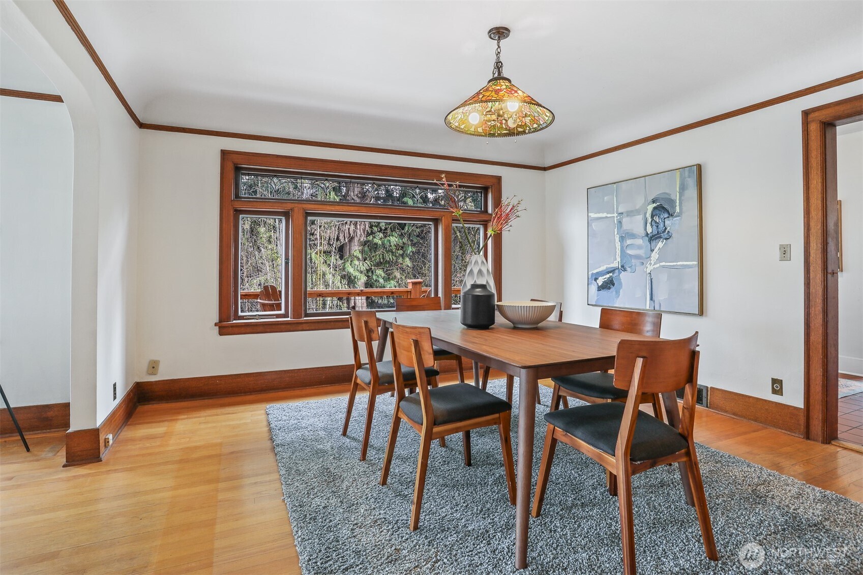 711 North 60th Street Seattle, WA 98103 - Photo 9 of 40 Gallery Image 9