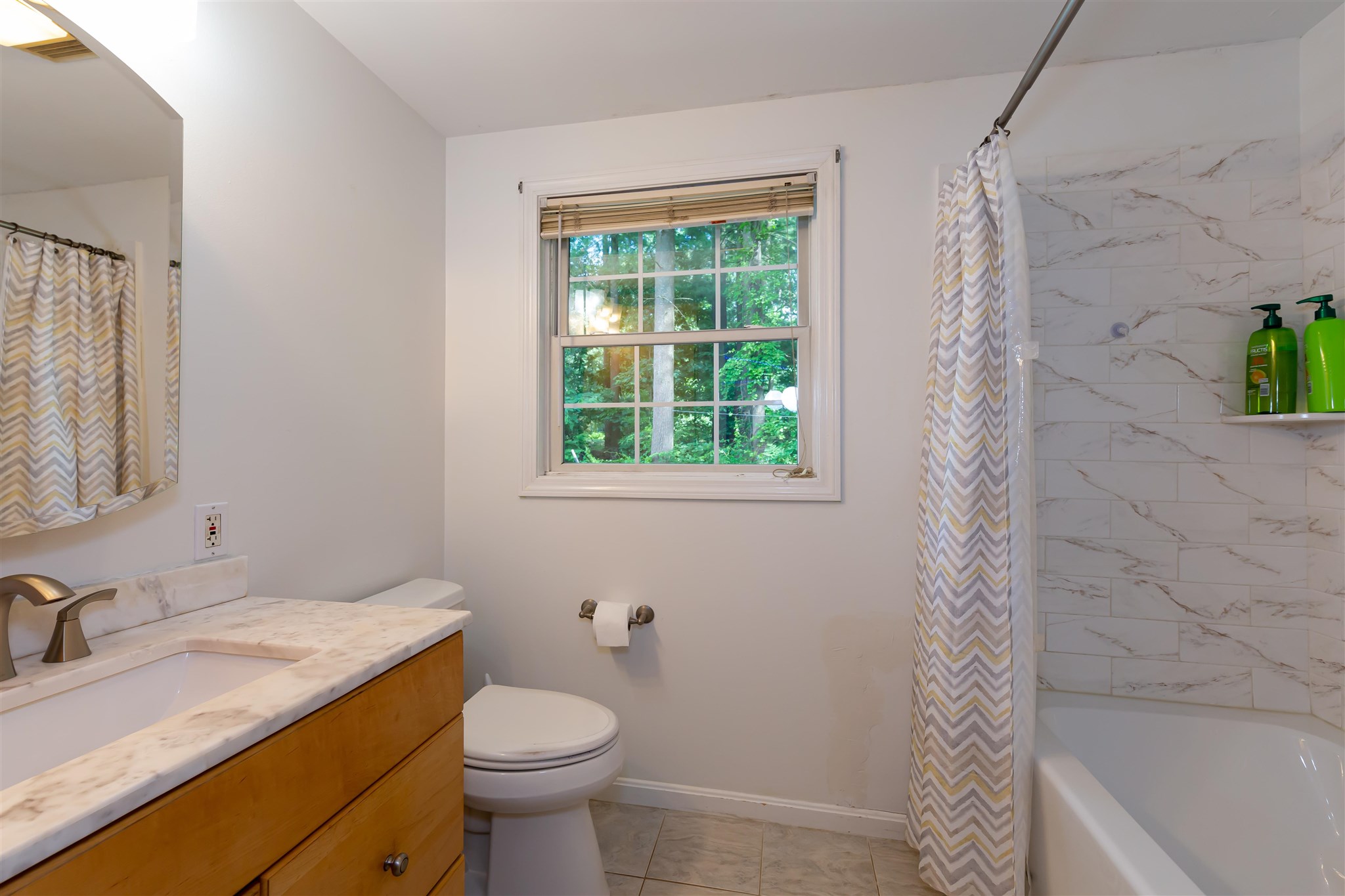 15 Delaware Road Nashua, NH 03062 - Photo 19 of 20