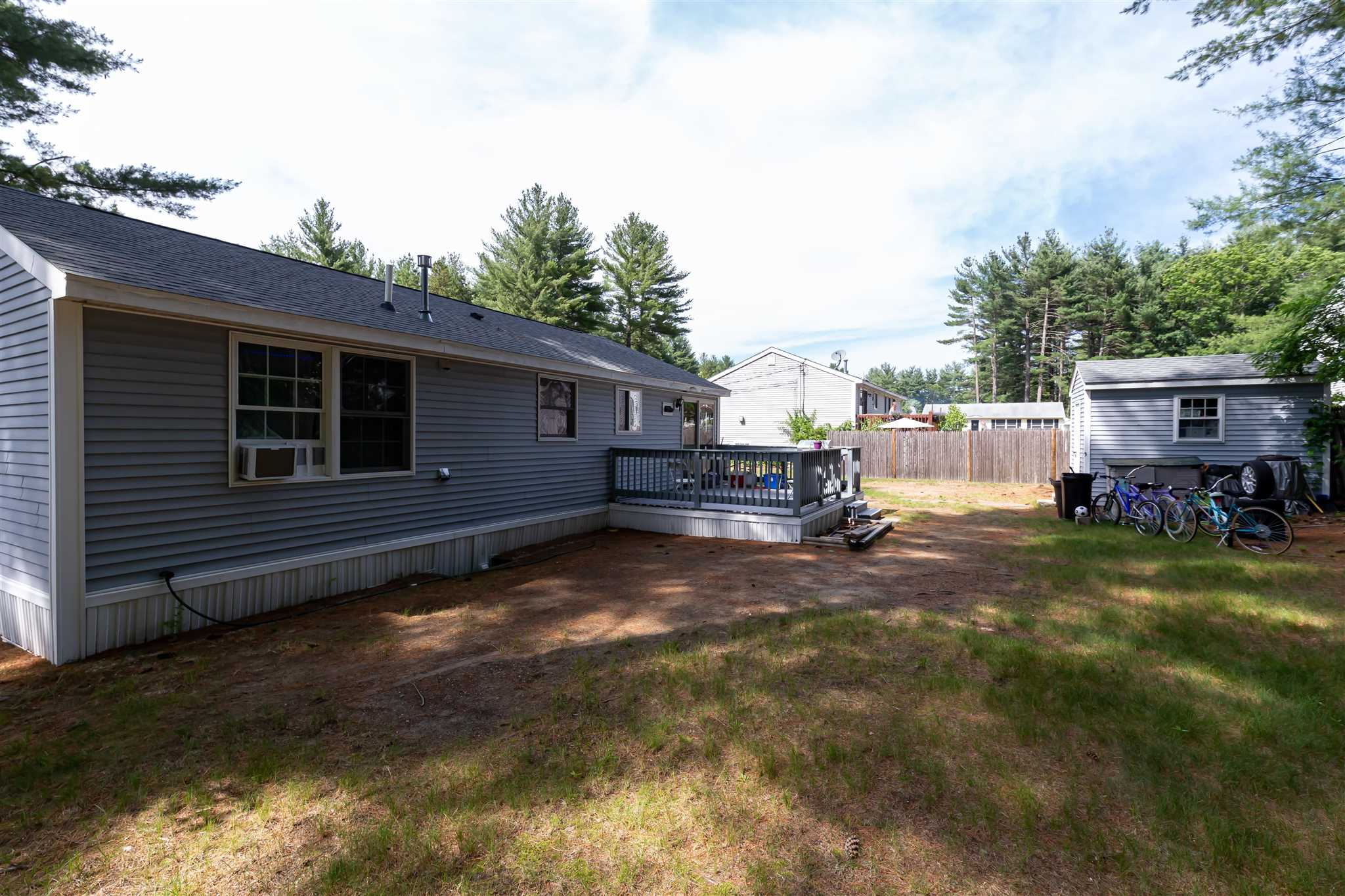 15 Delaware Road Nashua, NH 03062 - Photo 3 of 20