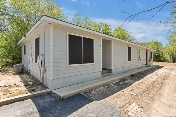 $1,000 | 1655 Amanda Street, San Antonio, TX 78210